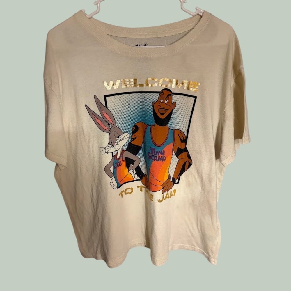 Space Jam A New Legacy LeBron James Bugs Bunny Tune Squad Graphic Tee Cream XL